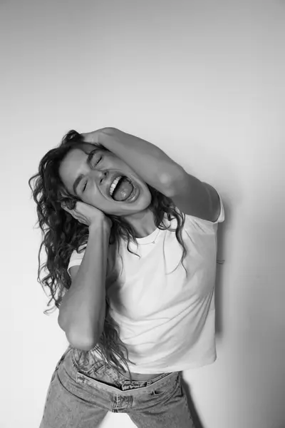 Aslı Sümen — black and white editorial